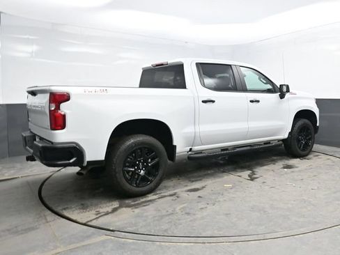Used 2025 Chevrolet Silverado 1500 LT Trail Boss w/ Protection Package AWD/4WD image 7
