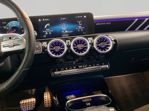 Used 2022 Mercedes-Benz CLA 35 AMG 4MATIC image 9