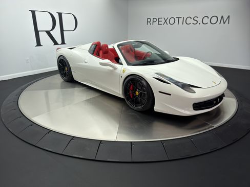 Used 2013 Ferrari 458 Spider RWD image 8