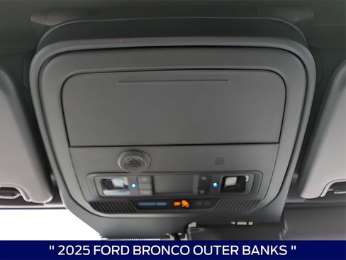 New 2025 Ford Bronco Outer Banks image 28