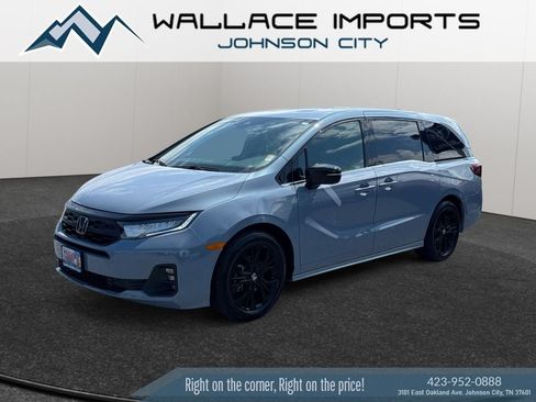 Used 2025 Honda Odyssey Sport-L image 2
