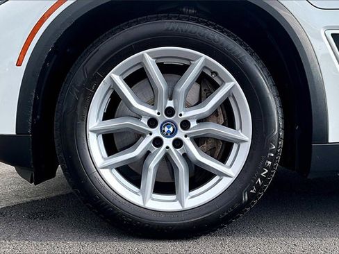 Used 2022 BMW X5 xDrive45e image 8