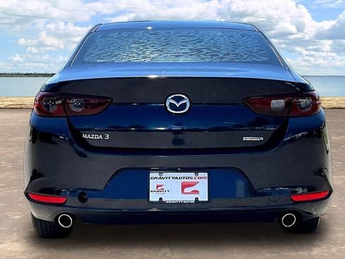 Used 2019 MAZDA MAZDA3 Sedan FWD image 5