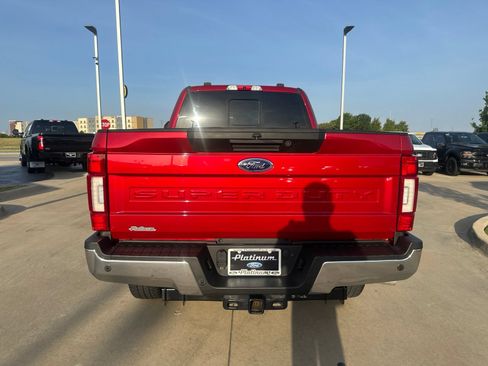 Used 2022 Ford F250 Lariat w/ Lariat Ultimate Package AWD/4WD image 4