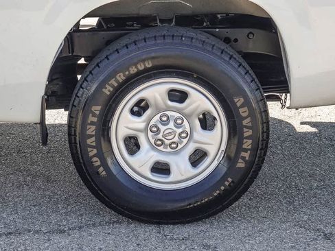 Used 2023 Nissan Frontier S image 10