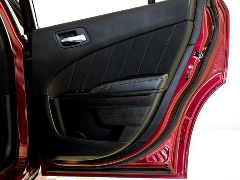 Used 2023 Dodge Charger R/T w/ Blacktop Package image 45