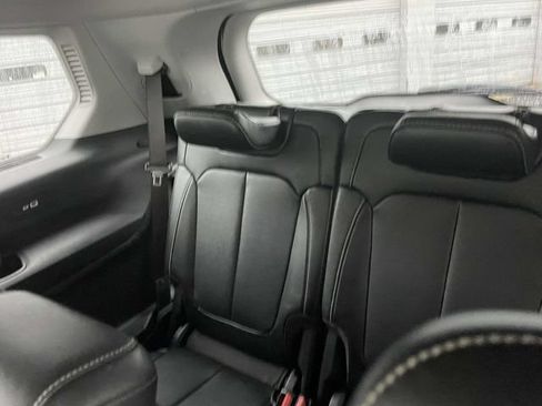 Used 2021 Jeep Grand Cherokee L Limited AWD/4WD image 14