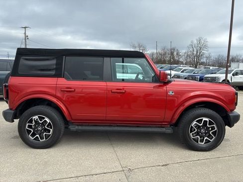 Used 2023 Ford Bronco Outer Banks image 12