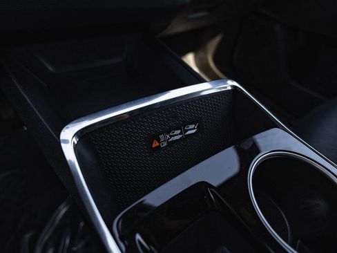 New 2025 Chevrolet Equinox LT w/ Convenience Package II image 9