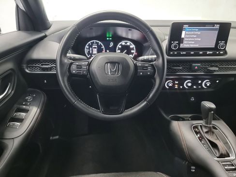 Certified 2025 Honda HR-V Sport image 16