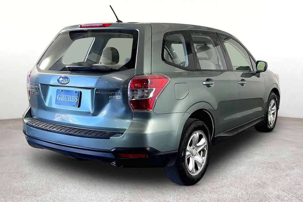 Used 2014 Subaru Forester 2.5i w/ Popular Package #1 AWD/4WD image 2
