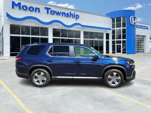 Used 2025 Honda Pilot EX-L image 7