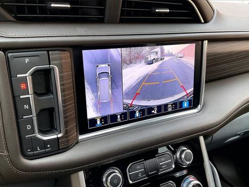 Used 2021 GMC Yukon Denali image 14