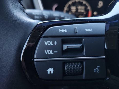 Certified 2025 Honda Pilot EX-L image 30