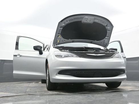 New 2026 Chrysler Voyager LX image 63