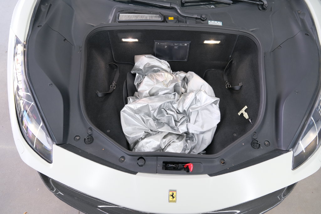 Used 2018 Ferrari 488 Spider RWD image 47
