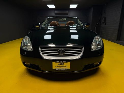 Used 2005 Lexus SC 430 Convertible image 2