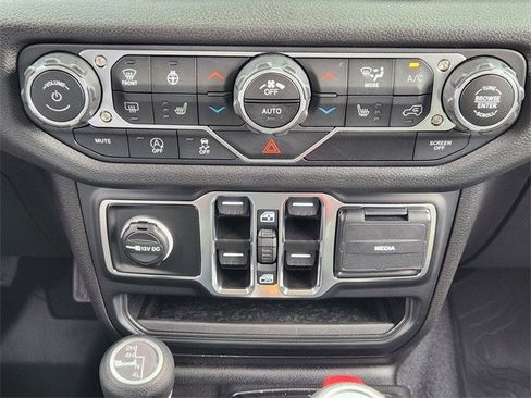 New 2025 Jeep Wrangler Unlimited Sport image 15