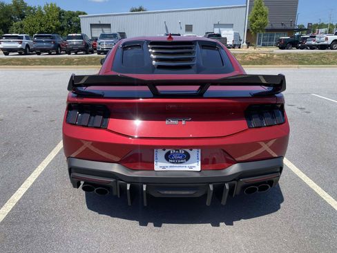 Used 2024 Ford Mustang GT Premium RWD image 6