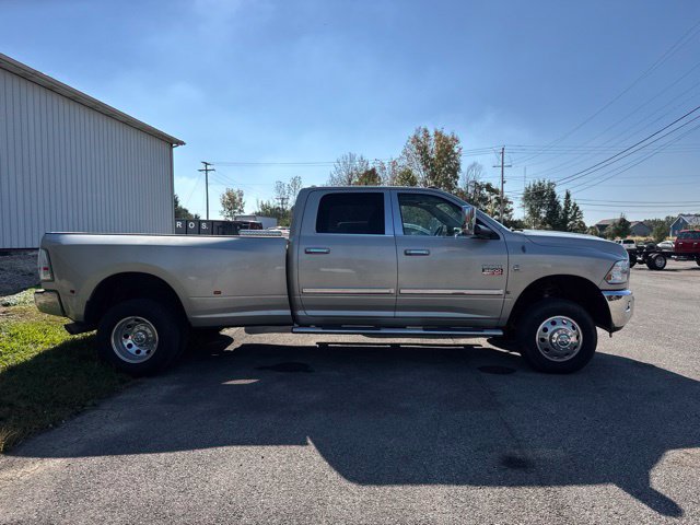 Used 2010 Dodge Ram 3500 Truck Laramie w/ Chrome Accents Group AWD/4WD image 4