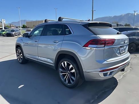 Used 2023 Volkswagen Atlas Cross Sport SEL Premium R-Line AWD/4WD image 5