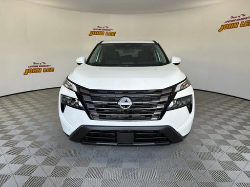 New 2026 Nissan Rogue SV AWD/4WD image 9