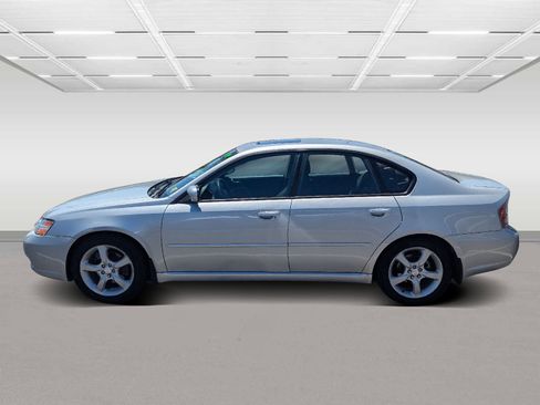 Used 2006 Subaru Legacy 2.5i Limited image 2