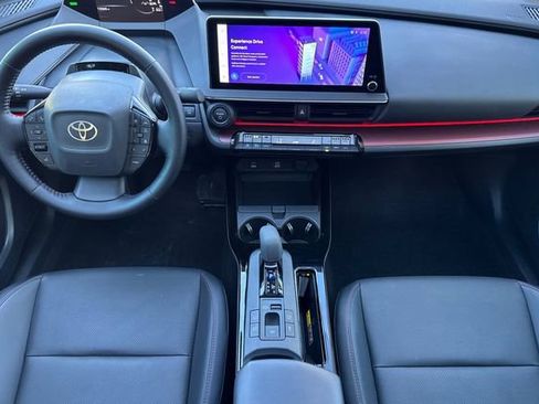 Used 2024 Toyota Prius Prime Premium w/ Advanced Technology Package image 13