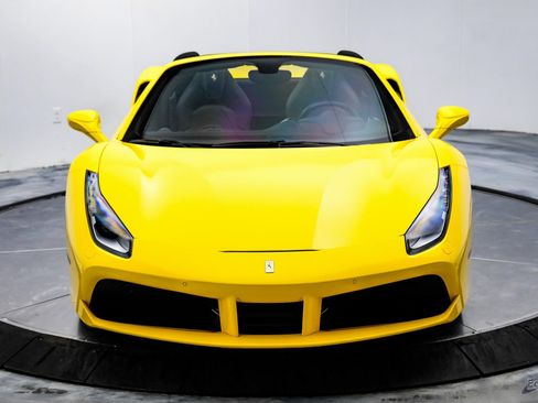 Used 2017 Ferrari 488 Spider image 41