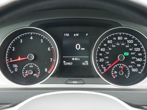 Used 2015 Volkswagen Golf SE image 21