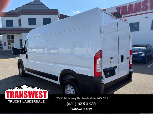 Used 2023 RAM ProMaster 2500 FWD image 3