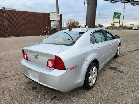 Used 2012 Chevrolet Malibu LS w/ LS Uplevel Package image 3