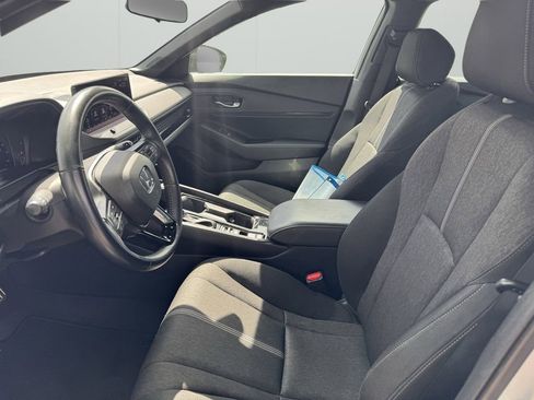 Used 2024 Honda Accord Sport image 19