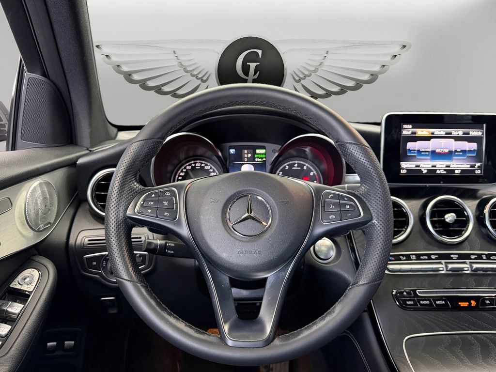 Used 2019 Mercedes-Benz GLC 350e 4MATIC w/ Premium Package image 12