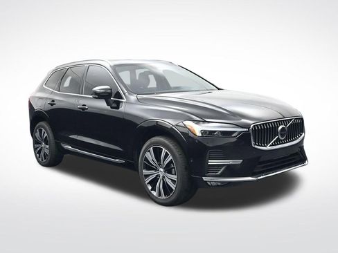 Used 2023 Volvo XC60 B5 Ultimate AWD/4WD image 3