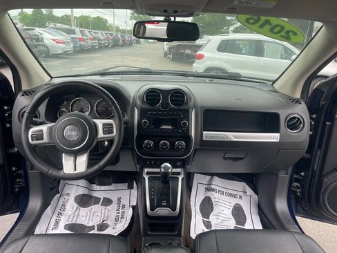 Used 2016 Jeep Compass Latitude image 20