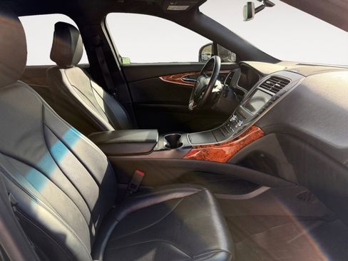 Certified 2020 Lincoln Nautilus Reserve image 15