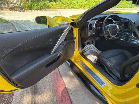 Used 2017 Chevrolet Corvette Z06 RWD image 22
