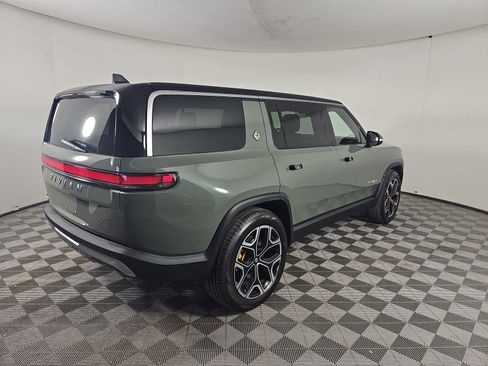 Used 2022 Rivian R1S Launch Edition image 5