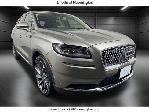Used 2023 Lincoln Nautilus Reserve w/ Equipment Group 201A AWD/4WD image 9