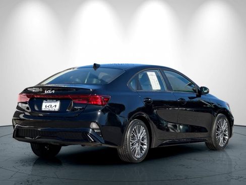 Certified 2023 Kia Forte GT-Line image 4