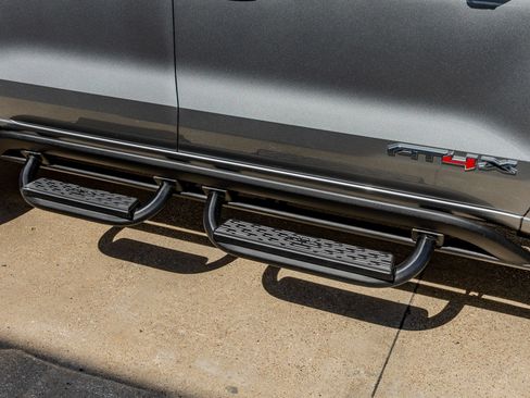 Used 2024 GMC Canyon AT4X AWD/4WD image 13