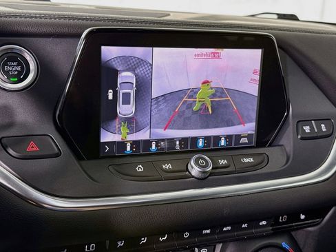 Used 2019 Chevrolet Blazer LT w/ Sound & Technology Package FWD image 6