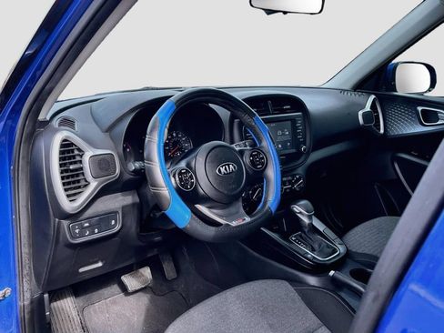 Used 2021 Kia Soul GT-Line FWD image 9