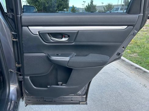 Used 2018 Honda CR-V LX image 27