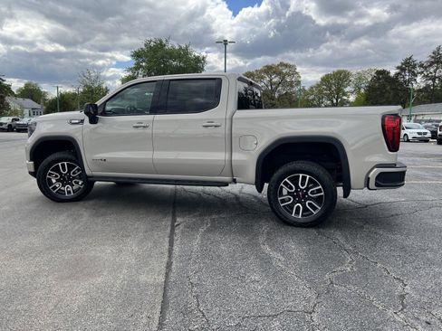 New 2026 GMC Sierra 1500 AT4 w/ AT4 Premium Package AWD/4WD image 11
