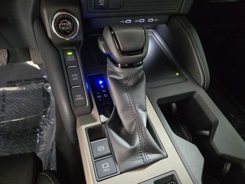 Used 2025 Toyota Land Cruiser w/ Premium Package image 37