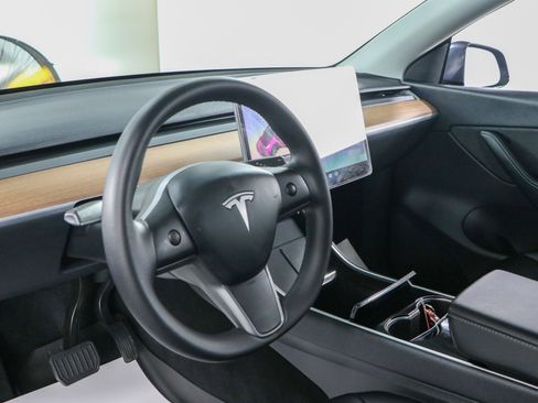 Used 2020 Tesla Model Y Long Range AWD/4WD image 20