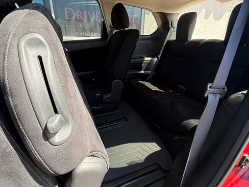 Used 2014 Nissan Pathfinder SV image 13