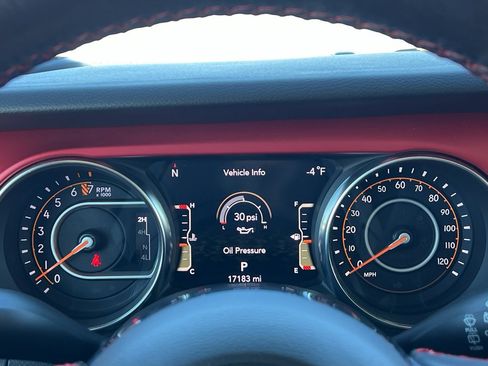 Used 2023 Jeep Wrangler Unlimited Rubicon w/ Dual Top Group image 32